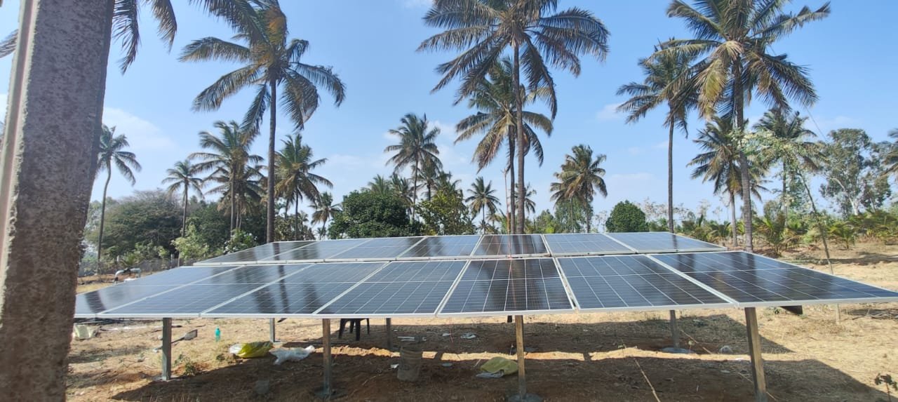 Transparent solar pricing and financing options
